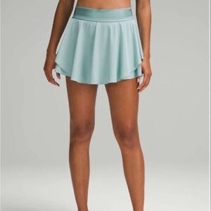 Lululemon Court Rival High Rise Skirt Rip Tide Sz 0